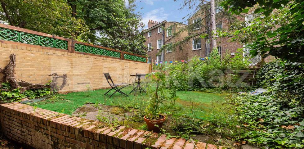 Stunning spacious one bed in Camden with a modern kitchen and bathroom Stratford Villas, Camden Square